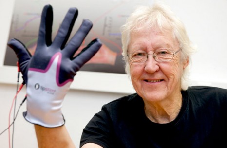 glove-stroke